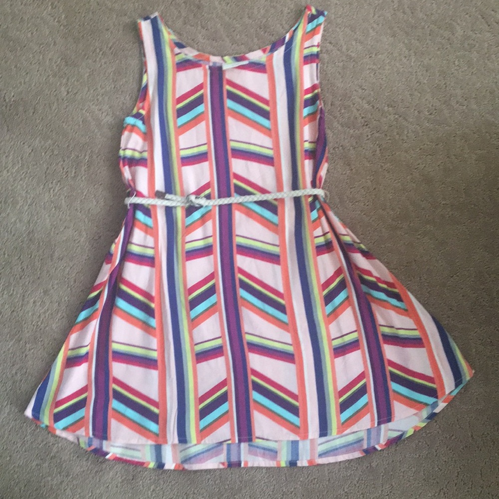 Girls Size 7 multicolored dress with belt Crazy 8